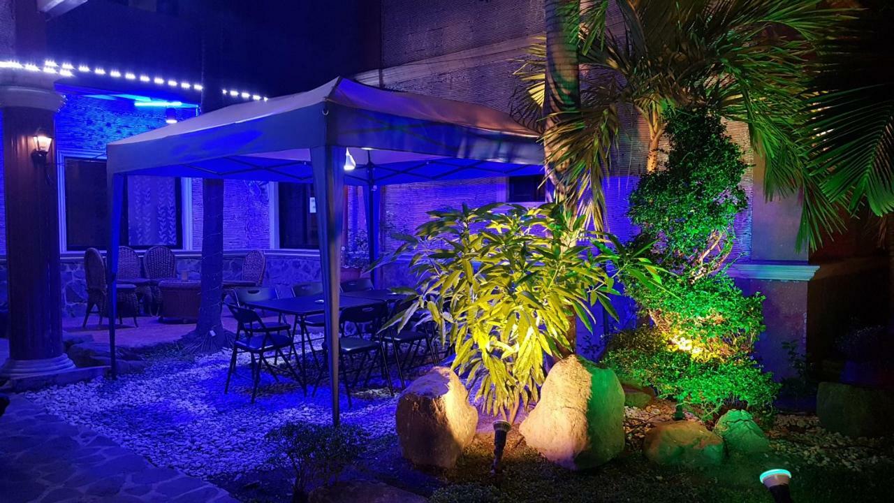 Gardensuite Hotel Anunas Exterior photo